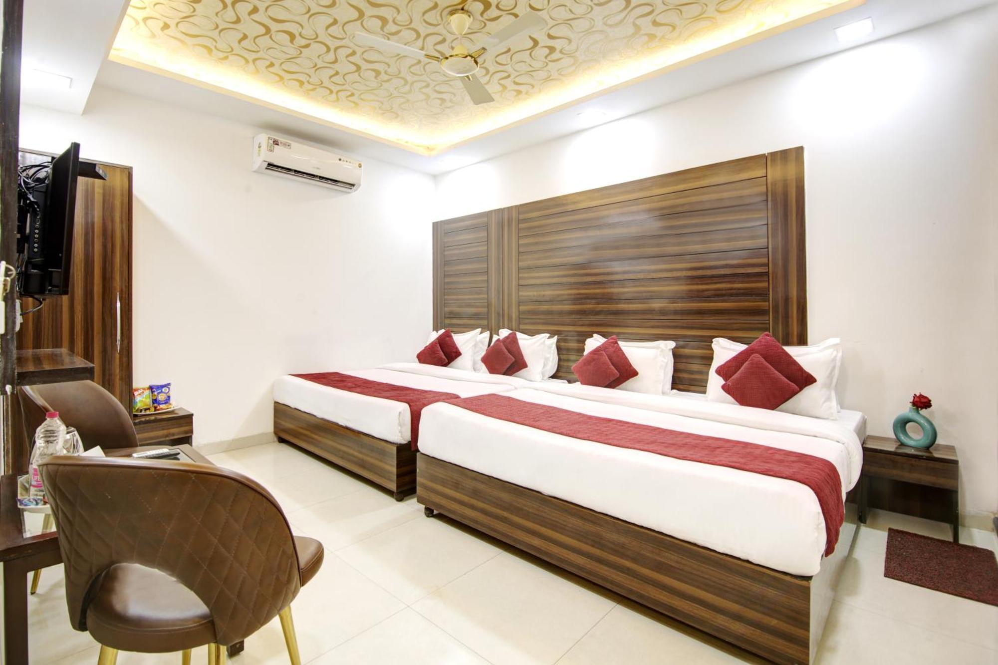 Airport Hotel Chanakya Delhi Nowe Delhi Zewnętrze zdjęcie
