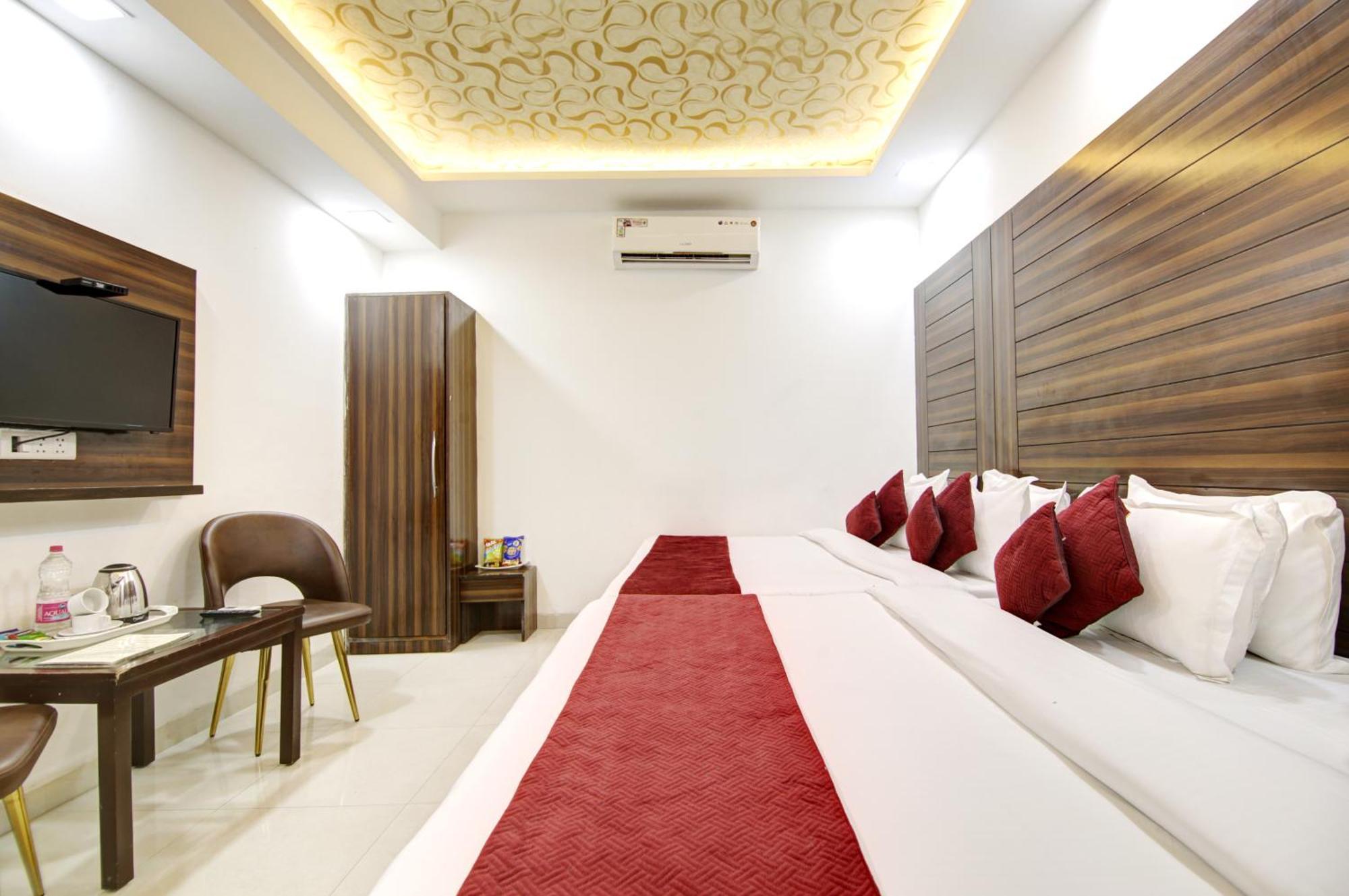 Airport Hotel Chanakya Delhi Nowe Delhi Zewnętrze zdjęcie