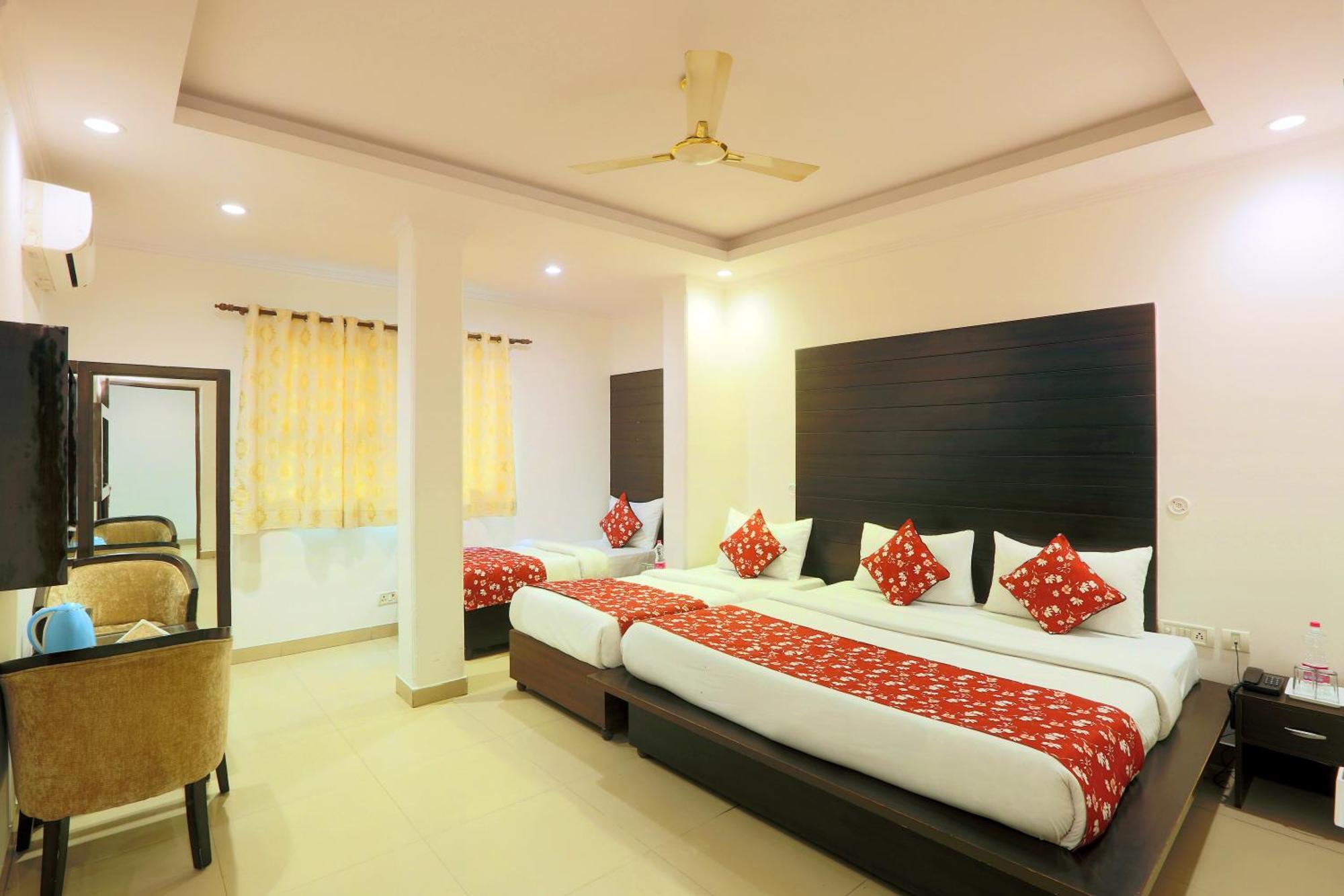Airport Hotel Chanakya Delhi Nowe Delhi Zewnętrze zdjęcie