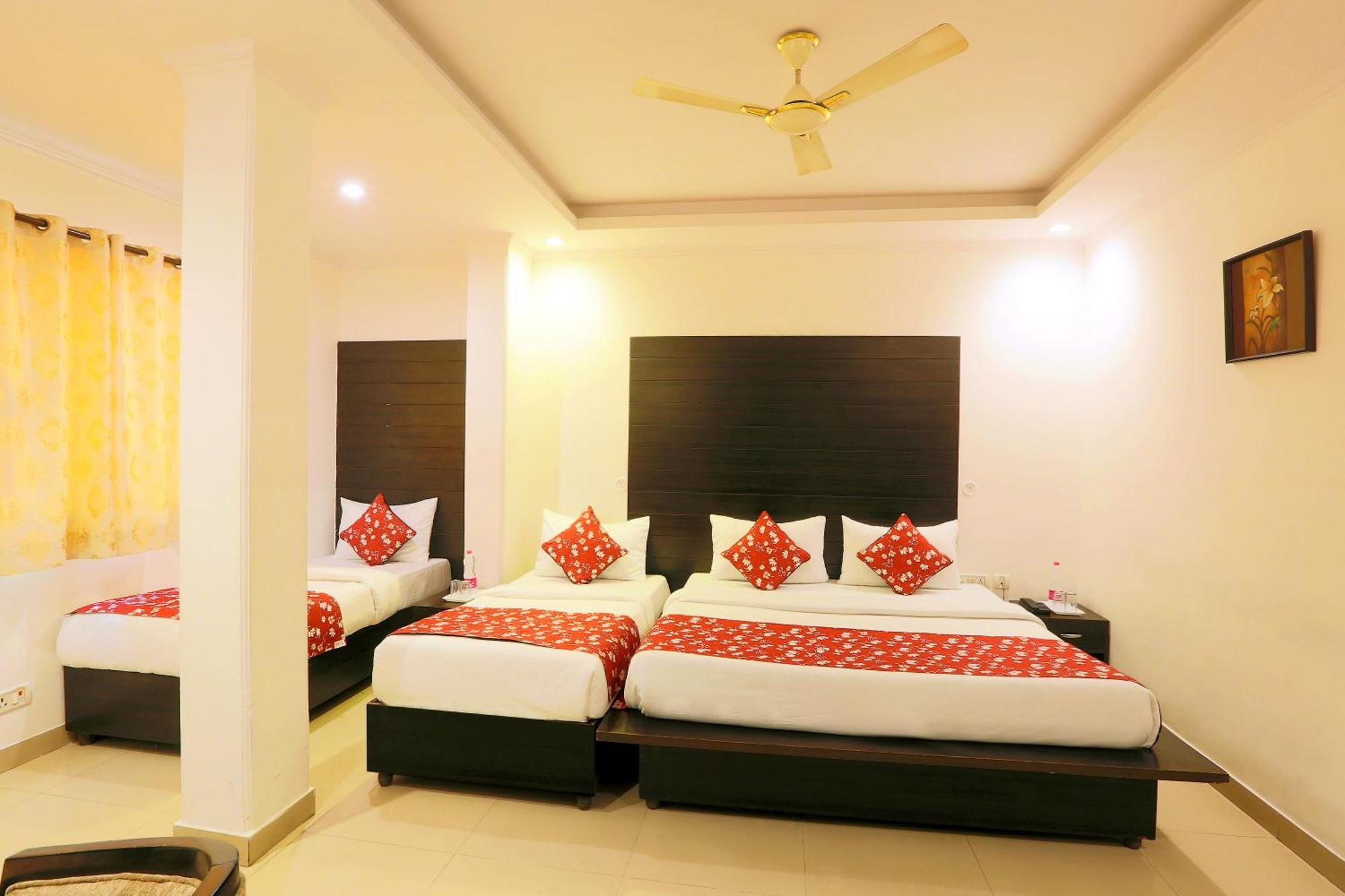 Airport Hotel Chanakya Delhi Nowe Delhi Zewnętrze zdjęcie